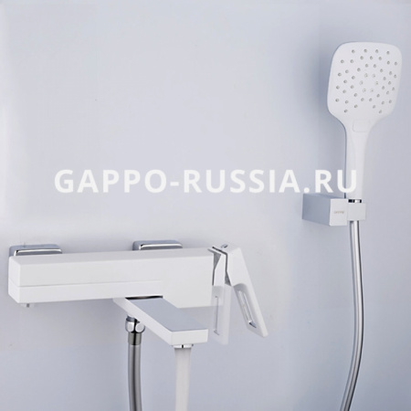 Смеситель ванны "Lux FRAP" G-3217-8 шар.35, короткий нос, белый, хром